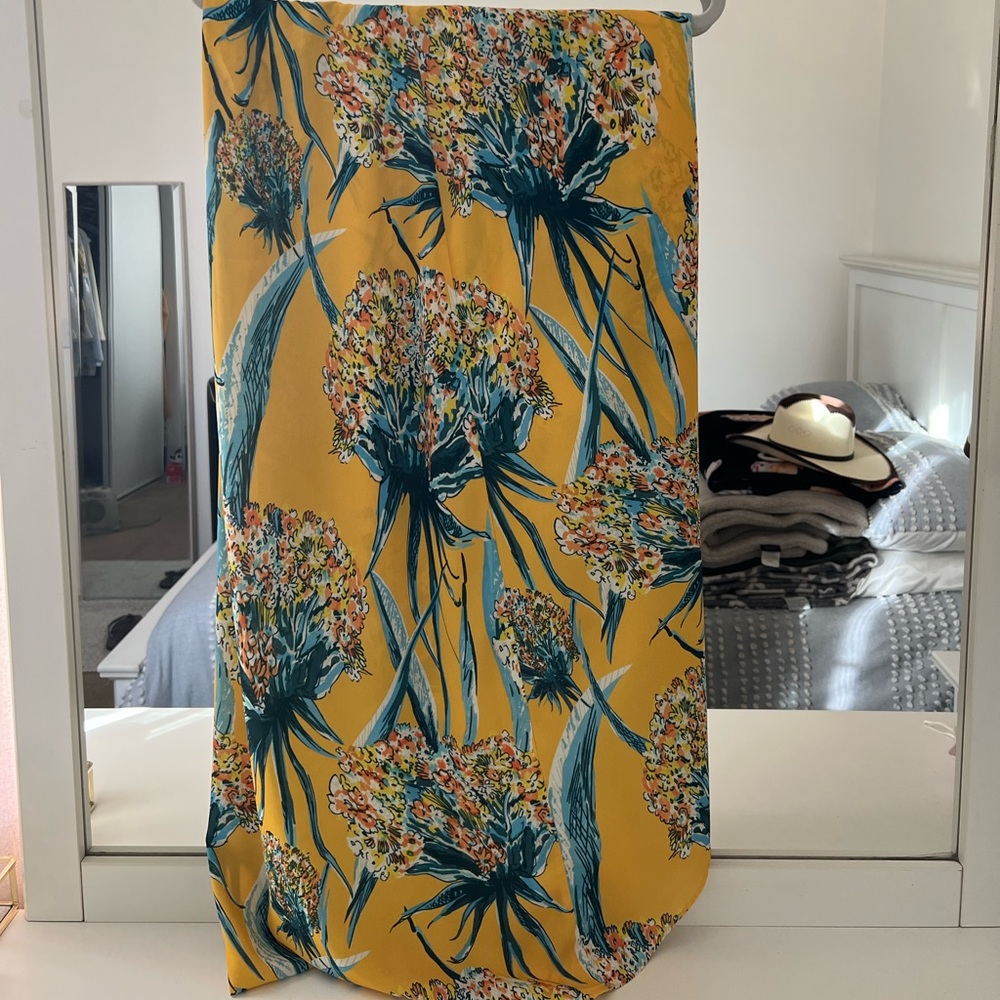 2 piece set 💛 - Picture 5 of 6
